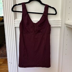 Lululemon tank top